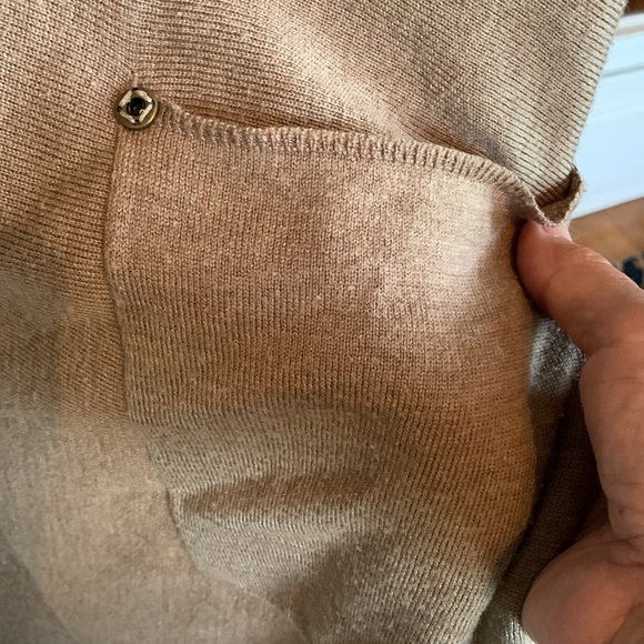 Kerisma Raven slouch‎ sweater ! Great preloved condition. In camel color - Picture 2 of 7